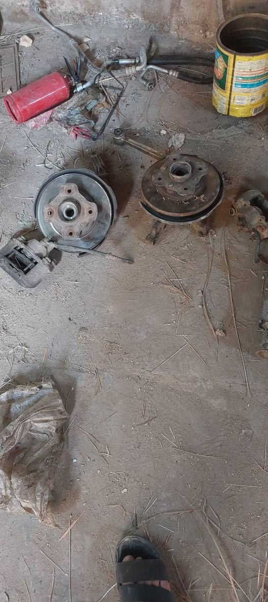 سلام عليكم
غراض سايبا لبيع 
كلهن ٢٥الف 
استفسار ***********
مكان تقاطع النهروان
