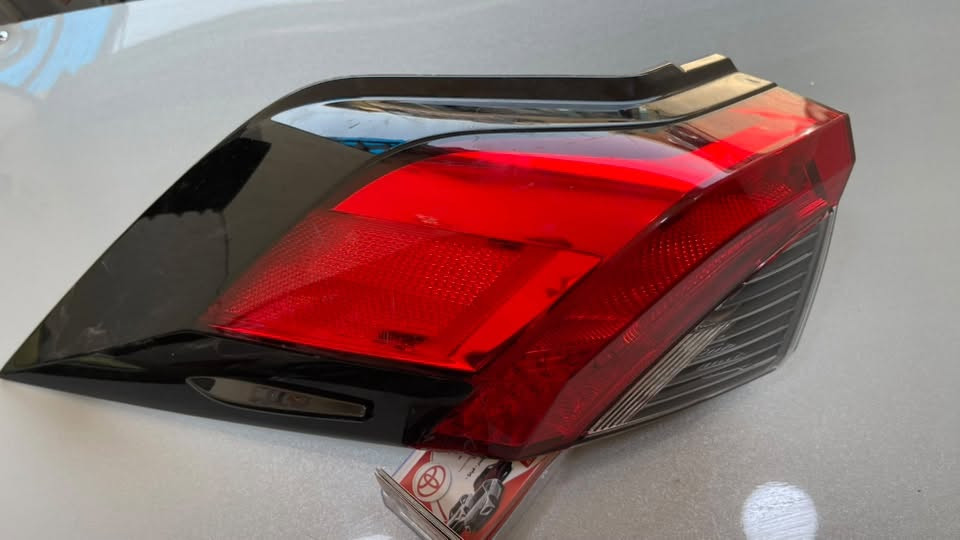🚗 امير لقطع غيار سيارات تويوتا 🚗

نوفر تشكيلة واسعة من قطع غيار سيارات تويوتا الأصلية والمستعملة والجديدة الوكالة والجديدة التجارية، وبأسعار منافسة وجودة مضمونة.

✅ متوفر لسيارات:
🔹 كراون
🔹 راف 4
🔹 سينا
🔹 هايلندر
🔹 كورولا
🔹 كامري
🔹 كروس
فينزا

🔧 القطع المتوفرة:
✔️ گشر أمامي وخلفي
✔️ صدور أمامية
✔️ حساسات
✔️ رادارات
✔️ أبواب
✔️ دعاميات
✔️ والعديد من قطع الغيار الأخرى.

📦 نوفر خدمة التوصيل إلى جميع محافظات العراق.

📍 العنوان:
بغداد – شارع 6 – قرب مستشفى الكرامة.

📞 للاستفسار والطلبات (اتصال وواتساب):
***********

نرحب باستفساراتكم، وسنساعدكم في العثور على القطعة المناسبة لسيارتكم بأفضل سعر.
#رافور #راف4 #كراون #كامري #كورلا #سينا #هايلندر #فينزا #قطع_غيار #ادرات_ياباني
