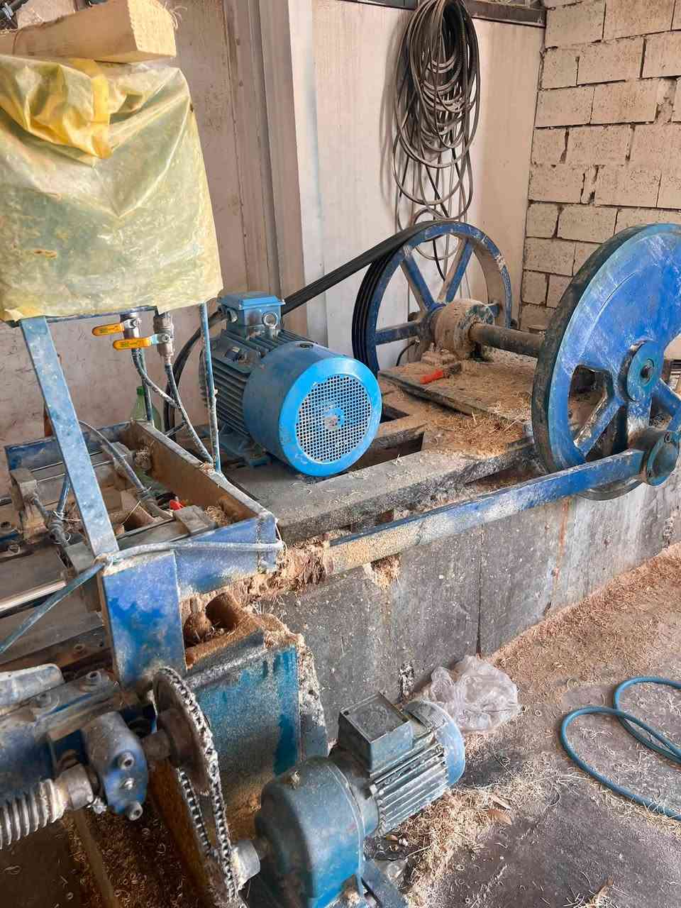 📣 
للبيع مكائن تصنيع الحلفة مع جميع معداتها وملحقاتها، جاهزة للعمل والإنتاج.
✔️ مكائن بحالة جيدة وجاهزة للتشغيل
✔️ جميع الأدوات والمستلزمات متوفرة
✔️ مناسبة لبدء مشروع أو توسيع عمل قائم
✔️ البيع بسعر مناسب وللجادين فقط
📍 الموقع: (كركوك حي الصناعي الجديد)
📞 للاستفسار والتواصل: (***********)
