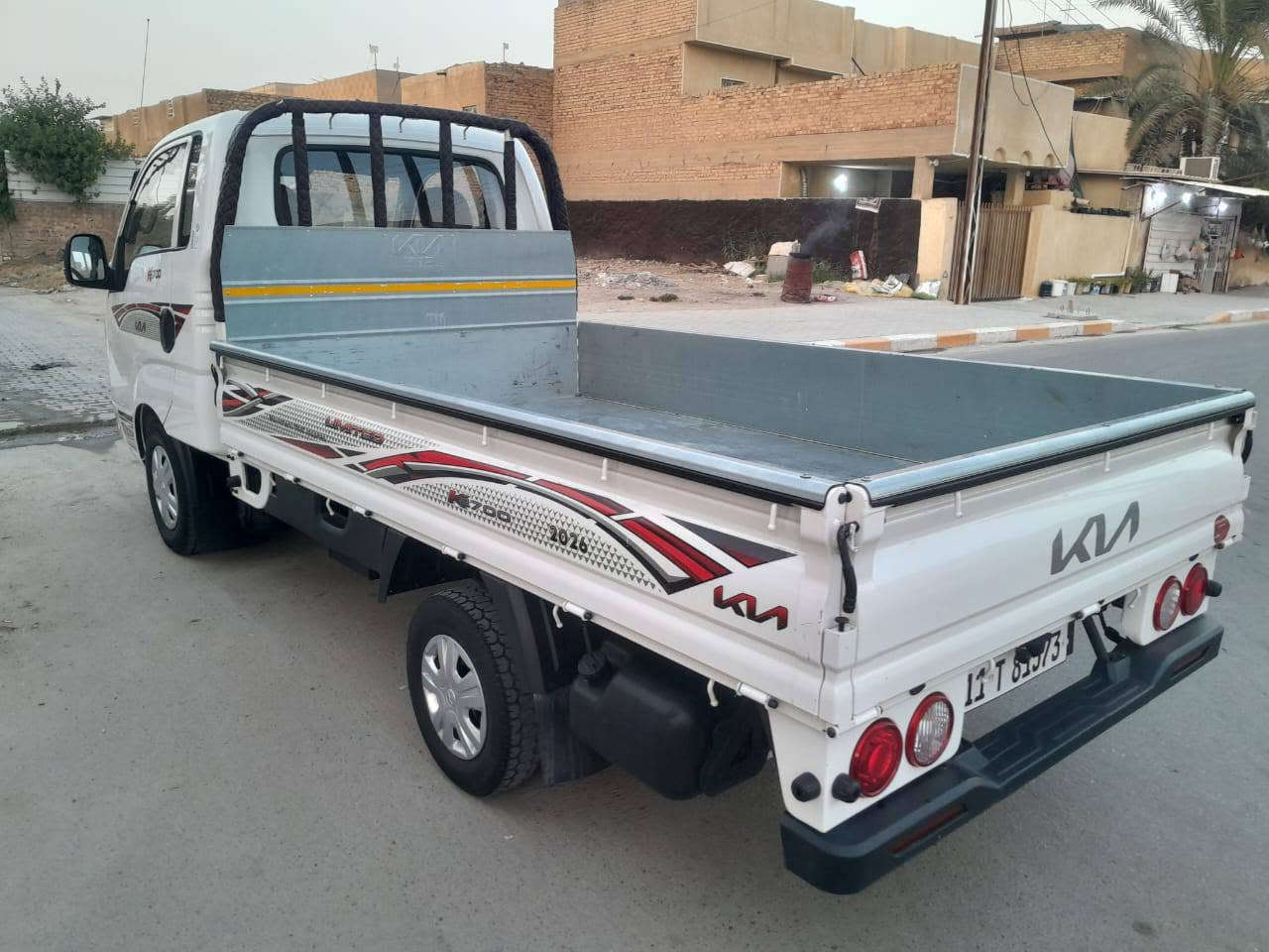 السلام عليكم عندي كيه للبيع 2026 رقم بغداد انكليزي بسمي فول سستم مكفوله كفاله عامه ماشيه 15 الف حقيقي تايرات الشركه جواها سبيرات الشركه منازلات مغلفه كير محرك اكسل كله جديد  سياره جديده العنوان بغداد المشاهدة ***********//***********
