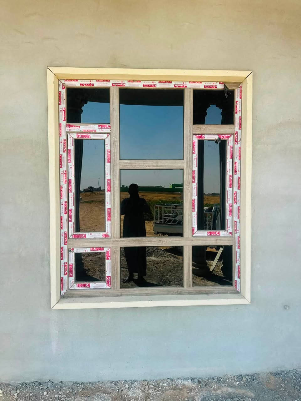 شركة الشروق للبلاستك والمنيوم
✨ شركة الشروق للألمنيوم والبلاستك ✨

🏠 الجودة • الأناقة • أفضل الأسعار

🔹 أبواب PVC
🔹 شبابيك PVC
🔹 أعمال الألمنيوم
🔹 تنفيذ وتصاميم عصرية تناسب كل بيت ومشروع

💰 أنسب الأسعار تجدونها لدى شركة الشروق

📞 للاستفسار والطلب:
***********

📍 العنوان: أسديرة – أسديرة

👤 بإدارة: جلال البوعناد

⭐ شركة الشروق… جودة تليق ببيتك

نص مكتوب في الصور:
- HONOR X9b
- 108MP Ultra-Sensing Camera
- ١٢:٠٤ ٣١/٠٨/٢٠٢٦