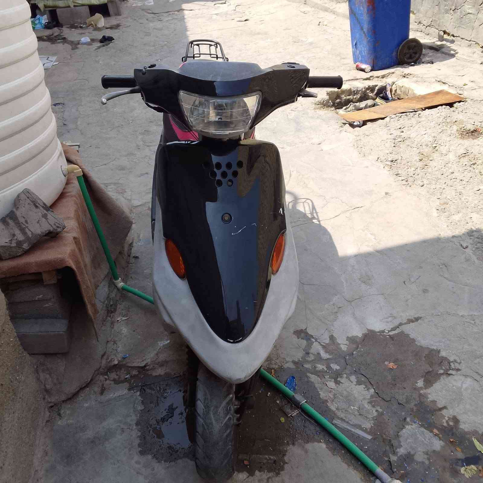 دراجه للبيع بيجي 9 زروف 300 بيه مجال قليل مكانه بصرة للاستفسار الاتصال على رقم *********** البصرة, العراق
