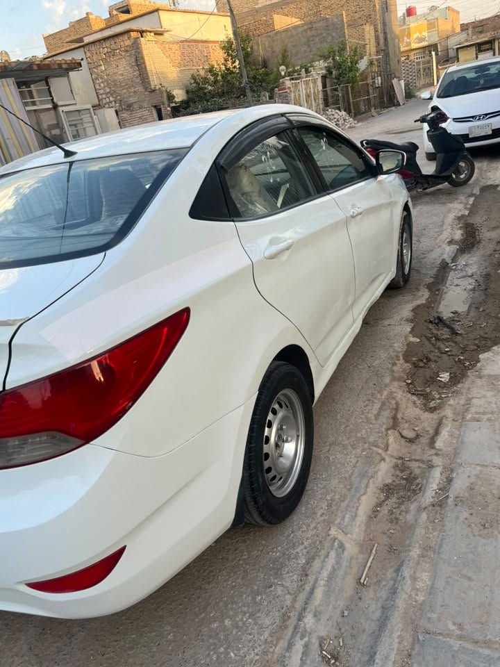اكسنت ٢٠١٣ • بدون حادث • محرك ١٦٠٠