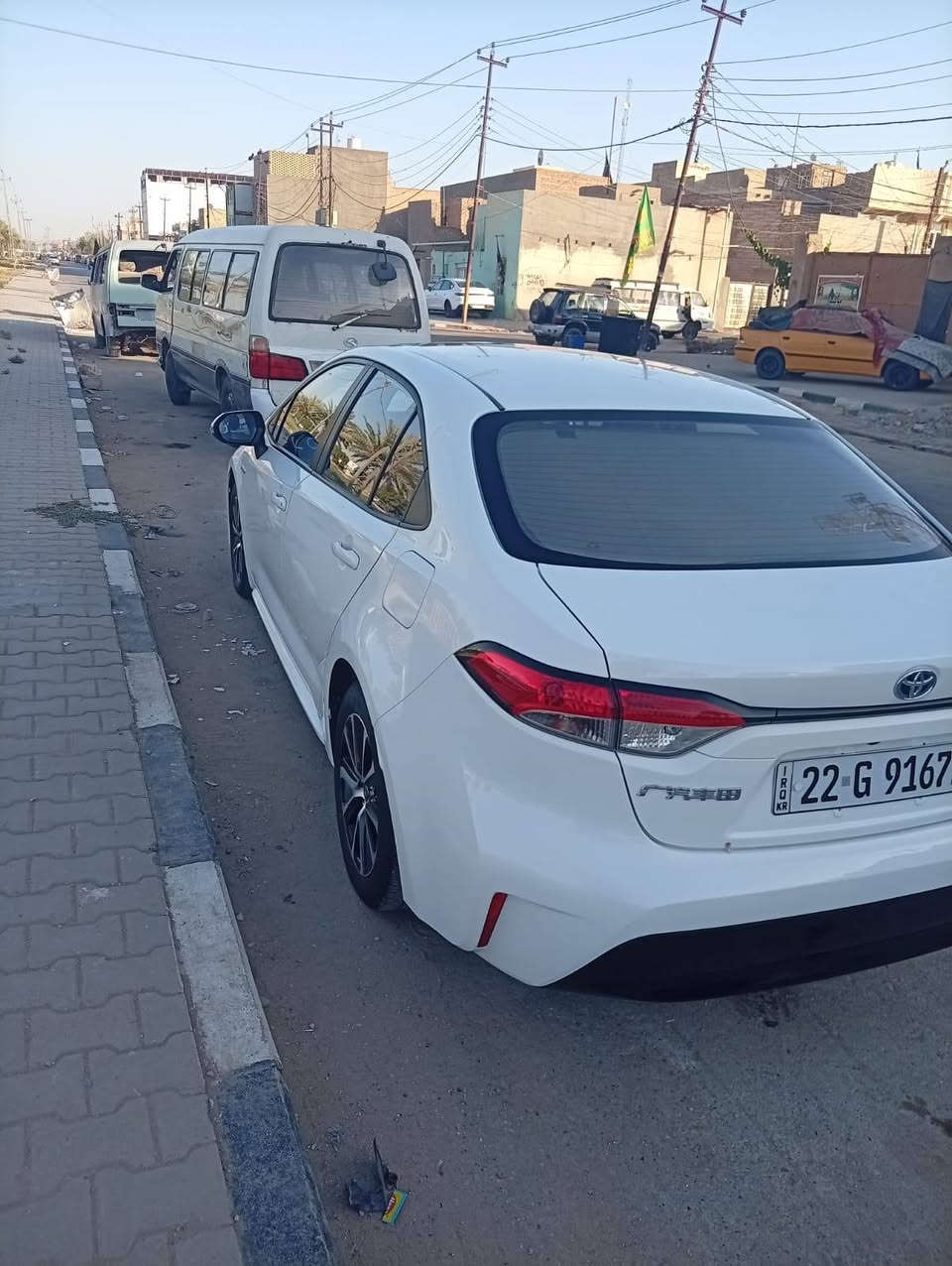 ---
🚗 *تويوتا كورولا ليفن هايبرد 2024 للبيع - 

*تفاصيل السيارة:*
- ماشية: 35 ألف كم فقط
- اللون: ابيض لؤلؤي
- الداخلية: جلد احمر فاخر 🔴
- المحرك: 1800 هايبرد اقتصادي
- *الرقم: اربيل* 
- *العنوان: النجف*

*المواصفات:*
- شاشة كبيرة + بصمة
- كاميرا + حساسات
- فتحة سقف
- تبريد قطعتين ثلج
- بارد - باب وجاملغ فقط

*السعر: 138 ورقة وبيها مجال*

*للتواصل: ************

حالة ممتازة - جاهزة للتسجيل - تريد وكالة تريد مداور

نص مكتوب في الصور:
- تويوتا كورولا ليفن هايبرد 2024 للبيع – نسخه هايبرد فاخرة تفاصيل السيارة • ماشية: 35 ألف كم فقط • اللون: ابيض لؤلؤي • الداخلية: جلد احمر فاخر • المحرك: 1800 هايبرد رقم اربيل المواصفات • شاشة كبيرة + بصمة • كاميرا + حساسات • فتحة سقف • تبريد قطعتين • بارد – باب وجاملغ فقط السعر: 138 ورقة وبيها مجال HYBRID 1800 العنوان: النجف للتواصل: *********** حالة ممتازة • جاهزة للتسجيل • للجادين فقط