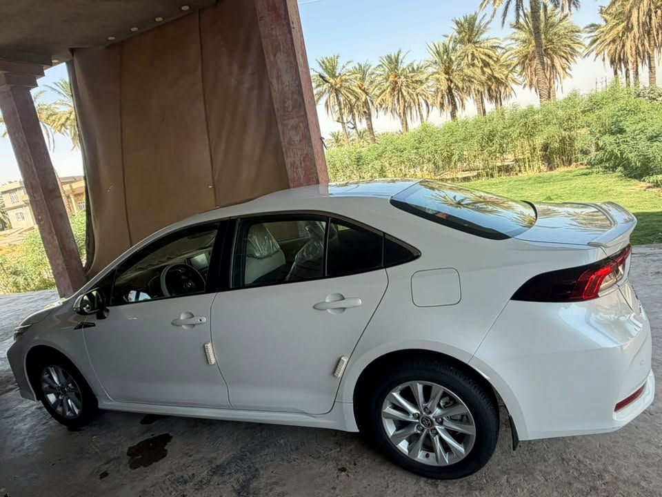 للبيع
ماشيه ٦٠ 
 
موديل ٢٠٢٤
مكفوله
السعر  188 وبيه مجالً
***********

واتساب
