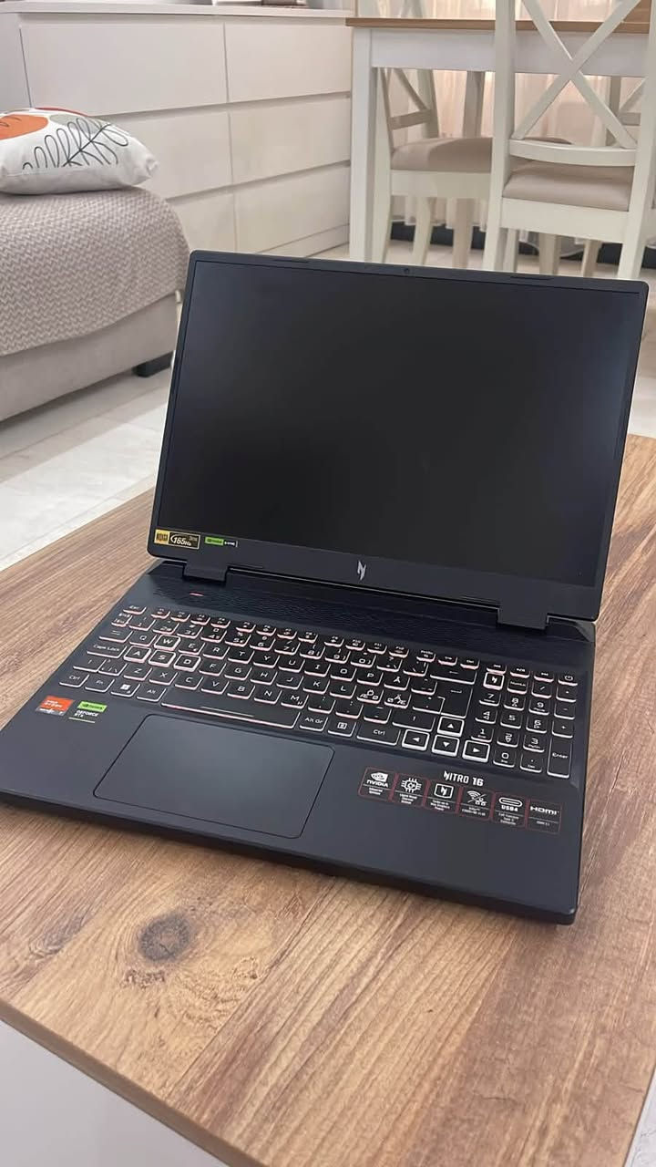 � للبيع Acer Nitro V AN16-41 🔥

لابتوب قوي جداً ومناسب للألعاب، المونتاج، التصميم والبرامج الهندسية.

💻 المواصفات:
• المعالج: AMD Ryzen 7 7840HS
• كرت الشاشة: NVIDIA GeForce RTX 4070 – 8GB
• الرام: 16GB DDR5 بسرعة 5600MT/s
• التخزين: 1TB SSD
• الشاشة: 16 إنج WQXGA
• التردد: 165Hz
• الاستجابة: 3ms
• يدعم NVIDIA G-SYNC

✅ يشغل الألعاب الثقيلة بسلاسة
✅ ممتاز للمونتاج والتصميم والبرامج الهندسية
✅ الجهاز استخدام نظيف جداً
✅ الكيبورد إنكليزي ويمكن إضافة أحرف عربية

💰 السعر: على الخاص

📲 للتواصل واتساب:
***********
