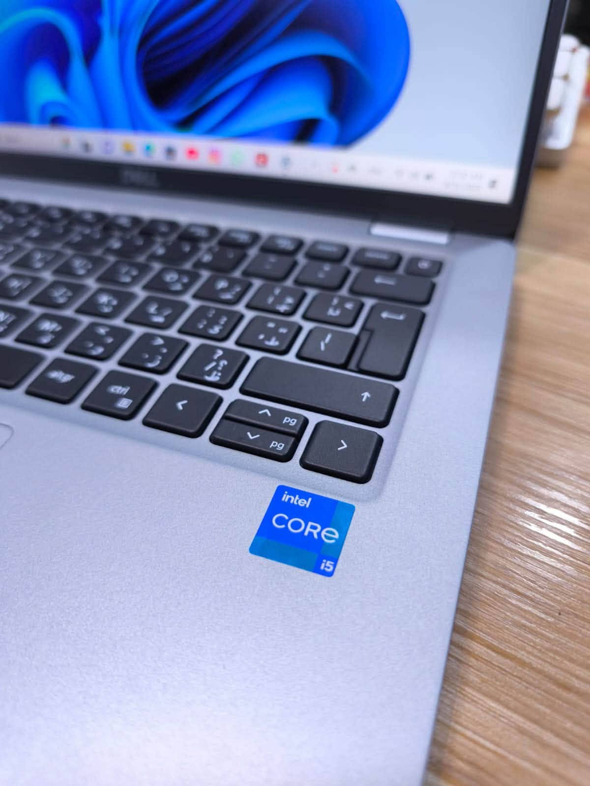 💻 لأنك مميز، تستاهل لابتوب مثلك 😎🔥
🔥 Dell Latitude – Core i5 الجيل 11 🔥

🔹 المعالج: Intel Core i5 الجيل 11
🔹 الرام: 8GB DDR4
🔹 التخزين: 256GB SSD ⚡
🔹 الشاشة: 14 إنج FHD
🔹 الدقة: 1920×1080
🔹 كرت الشاشة: Intel Iris Xe Graphics
🔹 الكيبورد: Backlit مضيء ⌨️
🔹 كاميرا: HD
🔹 Wi-Fi + Bluetooth
🔹 منافذ USB
🔹 منفذ HDMI
🔹 منفذ USB Type-C
🔹 قارئ ذاكرة SD
🔹 سماعات مدمجة 🔊
🔹 مايكروفون مدمج 🎙️
🔹 يدعم Windows 11
🔹 جهاز سريع وسلس بالاستخدام
🔹 الحالة: نظيف جدًا ✨

📚 مناسب للدراسة والجامعة
💼 مناسب للشغل والمكاتب
🌐 تصفح وبرامج وأعمال يومية
⚡ SSD يعطيك سرعة بالإقلاع وفتح البرامج

📞 للاستفسار والحجز: ***********
