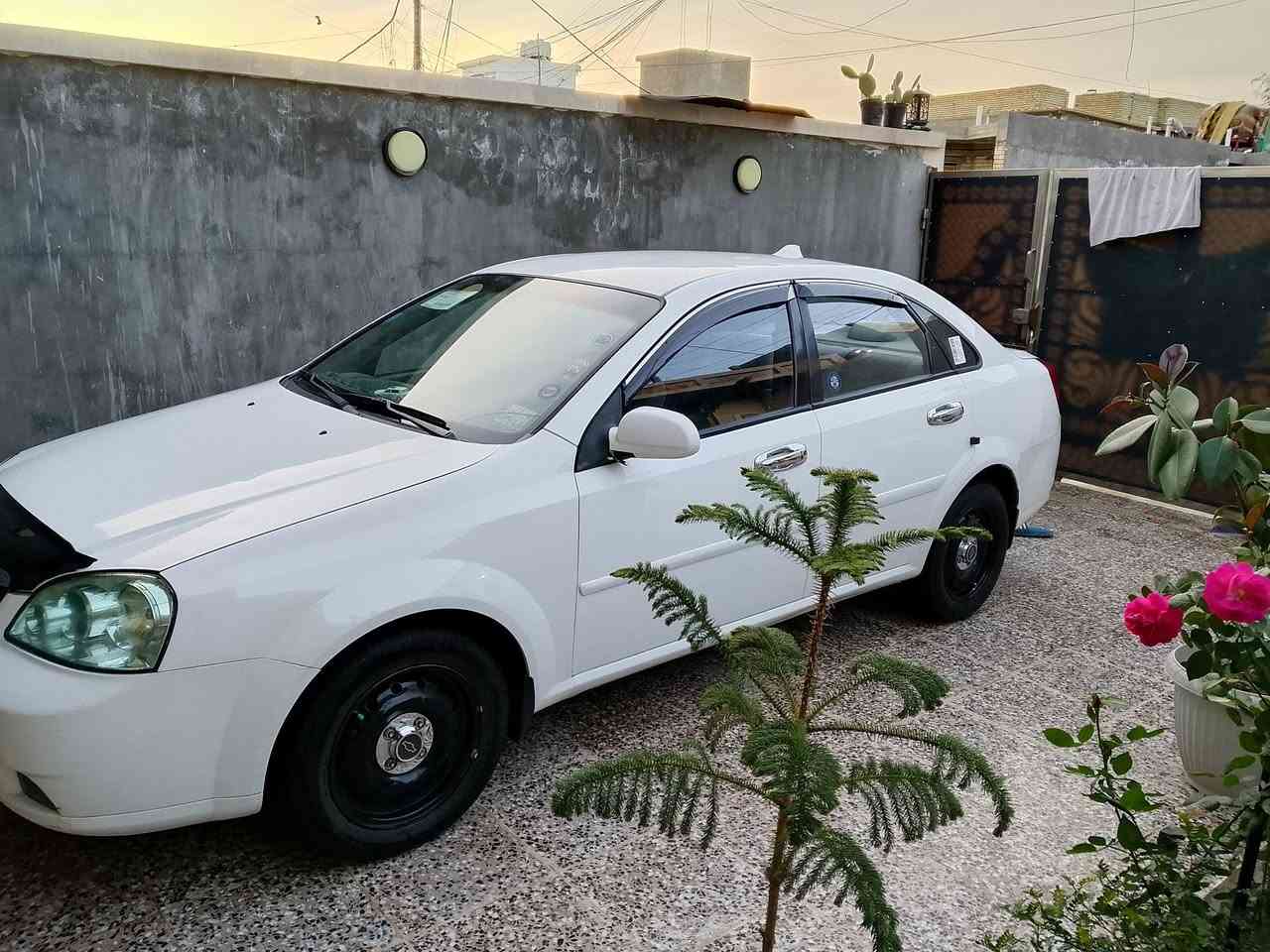 سلام عليكم اوبترا موديل ٢٠١٢ لبيع عنوان بغداد المحمودية حي القاده السعر ٨٧ رقم الهاتف ***********
