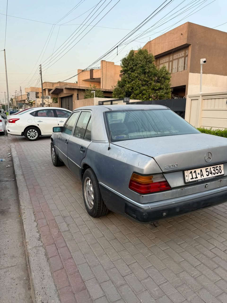 السلام عليكم للبيع مارسيدس دب موديل 1988 كاربريتر
للتواصل ***********

