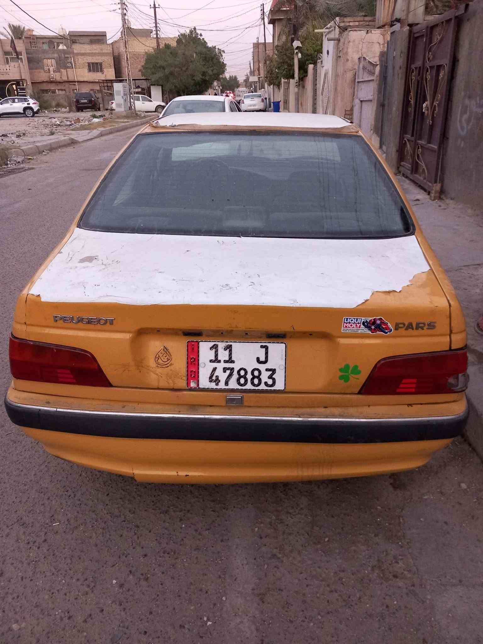 بيجو بارص موديل 2015 سيارة كير مكينه مكفولات بيه صبغ شوية بلبنيد ويم الجامعة الخلفيه مكفوله من الحادث السعر 36$ وبيه مجال للاتصال ***********
