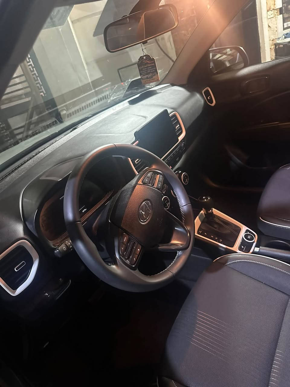 السلام عليكم / من رخصت مسؤالين الكروب / فينو 2025 المتد دخول جديد بدون رقم السعر 15500$ يعني 155 ورقه سعر نهائي / صوره الضربه موجوده / الاتصال على الرقم *********** واتساب  مسج مكان السياره حي القاهره دور المعلمين / واسف على الاطاله / الله يؤفق الجميع

نص مكتوب في الصور:
- 53382766x