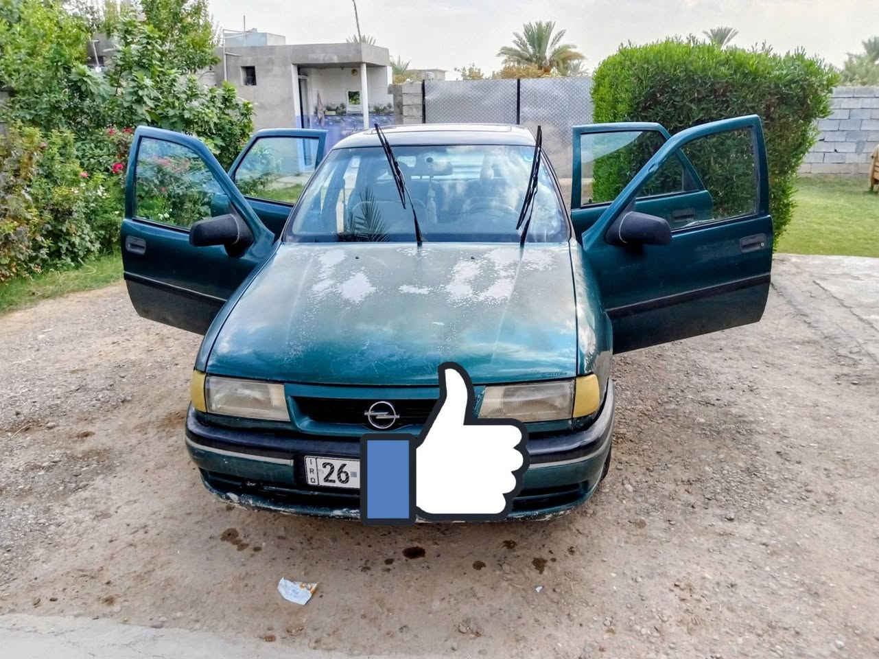 السلام عليكم  اوبل فكتره  موديل 1995)سياره نضيفه وبلاديه وضع شركه ماملعوب بيهى هلالات بلاديه  وبيهى براس السكن اليسر ضربه خفيفهومعدلى عل بارد سياره  قرفته خير من الله  تايرات نضيفه بس بيهى جراد بل گشر السعر 45وبيهى مجال للطيبين مكان سياره صلاحدين قضاء الضلوعيه  وهاذه رقمي ***********
