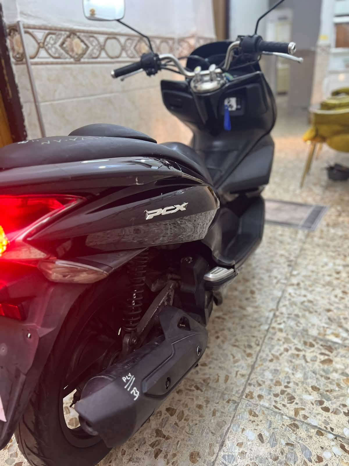 PCX • ١٢٥ • ٢٠١٦