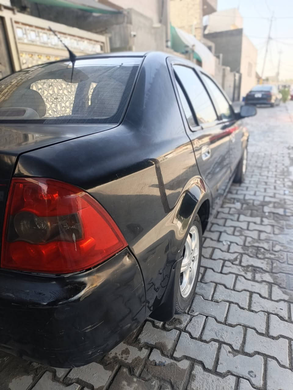 سلام عليكم جيلي سيكي مديل
 2007استيراد خاص  
2 مكينة 1.600    كير مكينة خير من الله 
3صدر حدادية جديد 
4اب اسمي لوحات  انكليزي تحويل ثاني يوم 
5السعر 40بيهة مجال   
المكان بغداد محمودية.     *********** 
                                             بي واتساب
