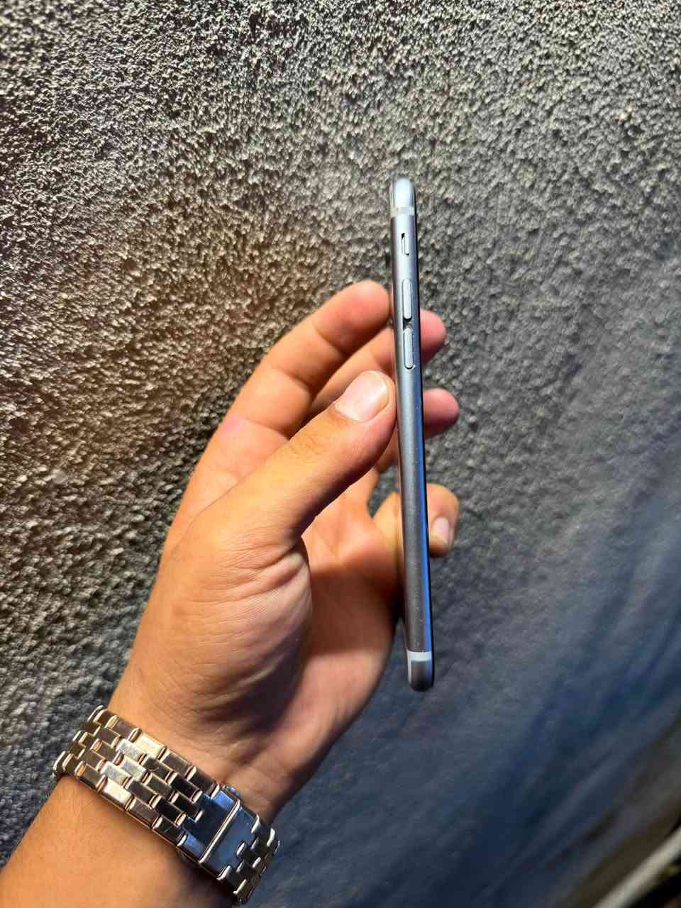 سلام عليكم … مكاني كركوك

جهاز ايفون 6s صغير ذاكره 64 كيكه بطاريه 100 نموذج M امريكي جهاز كل جسمه بلادي فقط بطاريه مبدل اصلي ماتصرف شحن بصمه سيم كارت شغال كامراته كلش حلوه صوت مايك كلهن بشرط مابي اي عيب او نظافه 100‎%‎ حيل نضيف او يفتح كل البرامج استخدامي للبيع او مراوسه سعر 70 الف شراي اتصل ***********
