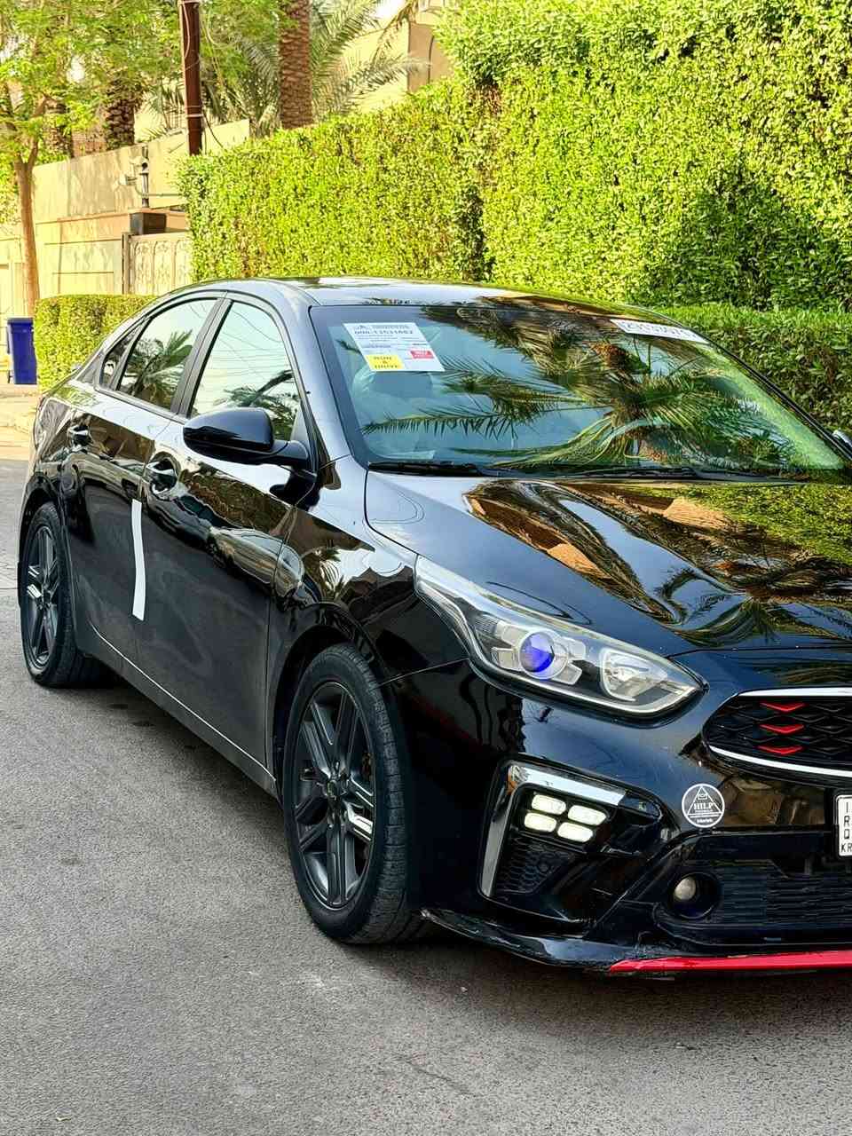 السلام عليكم
كيا فورتي 2019 وارد امريكي 
حادثها طخه بالبنيد وجاملغ 
بدون دواخل بدون ايرباك 
مكينه 2000 دوش شاشه كامره رادارات 
السياره جديده جداً 
مكينه كير At مكفولات 
تبريد حداديه تخم تاير كله جاهزه السياره 
السعر ١٠٦ بيها مجال بسيط 
المكان بغداد 
رقم الهاتف ‭‭*********** 
(( غير متواجد فيس))
