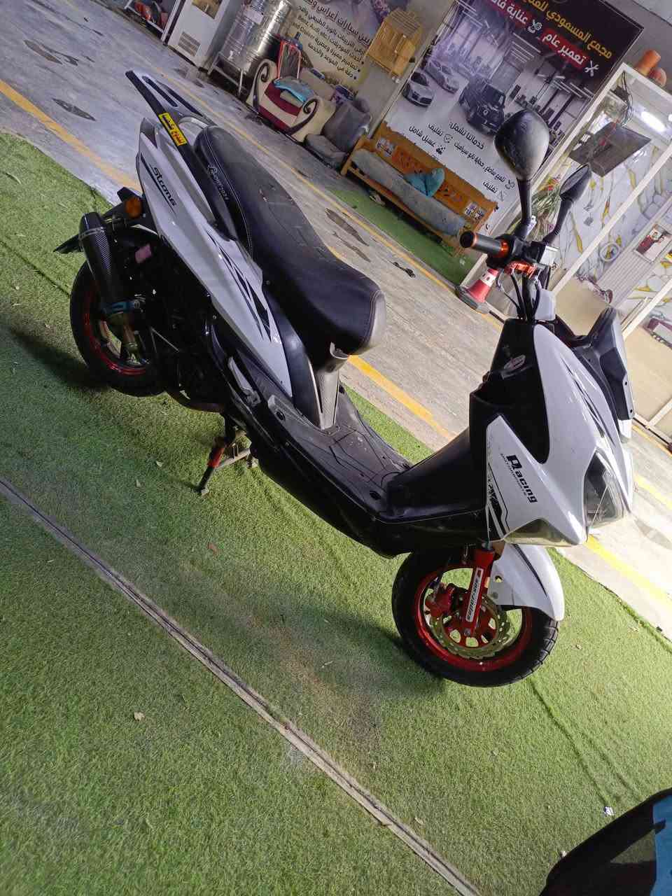 سترونك • ياباني • رياضي