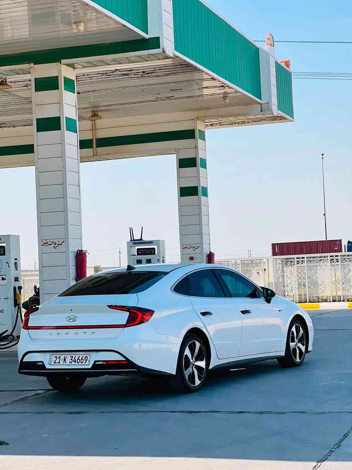 �🚘 للبيع | هيونداي سوناتا 2022 🚘🔥
لون أبيض 🤍 | مواصفات عالية جداً

إذا تدور على سوناتا نظيفة، مواصفات وأمان وراحة… هاي السيارة تستاهل تشوفها 👌🔥

⚙️ المواصفات:

🔹 مكينة 2.5 لتر
🔹 گير أوتوماتيك 8 سرعات
🔹 گير دكم
🔹 شاشة
🔹 كاميرا دوارة 360°
🔹 حساسات أمامية وخلفية

🛡️ أنظمة الأمان والمساعدة:

📡 رادار أمامي
📡 رادار خلفي
📡 رادار جانبي
🛣️ تحديد المسار
🚘 قيادة شبه ذاتية
🅿️ توقف ذاتي
⚠️ تحذير عند الخروج من المسار
🛡️ إيرباكات

✨ إضافات السيارة:

🤍 داخلية نظيفة ومرتبة جداً
✨ جنوط رياضية
🔑 جنطه بصمه
❄️ تبريد ممتاز

🔥 السيارة مواصفاتها عالية ونظافتها تبين بالمعاينة
📋 جاهزة للفحص من أي مكان يختاره المشتري

📞 للاستفسار: ***********
متواجد واتساب 
مكاني بغداد المحموديه ناحيه الرشيد 

للجادين فقط 🌹
سوناتا 2022… مواصفات، أمان، فخامة، وراحة بكل معنى الكلم
