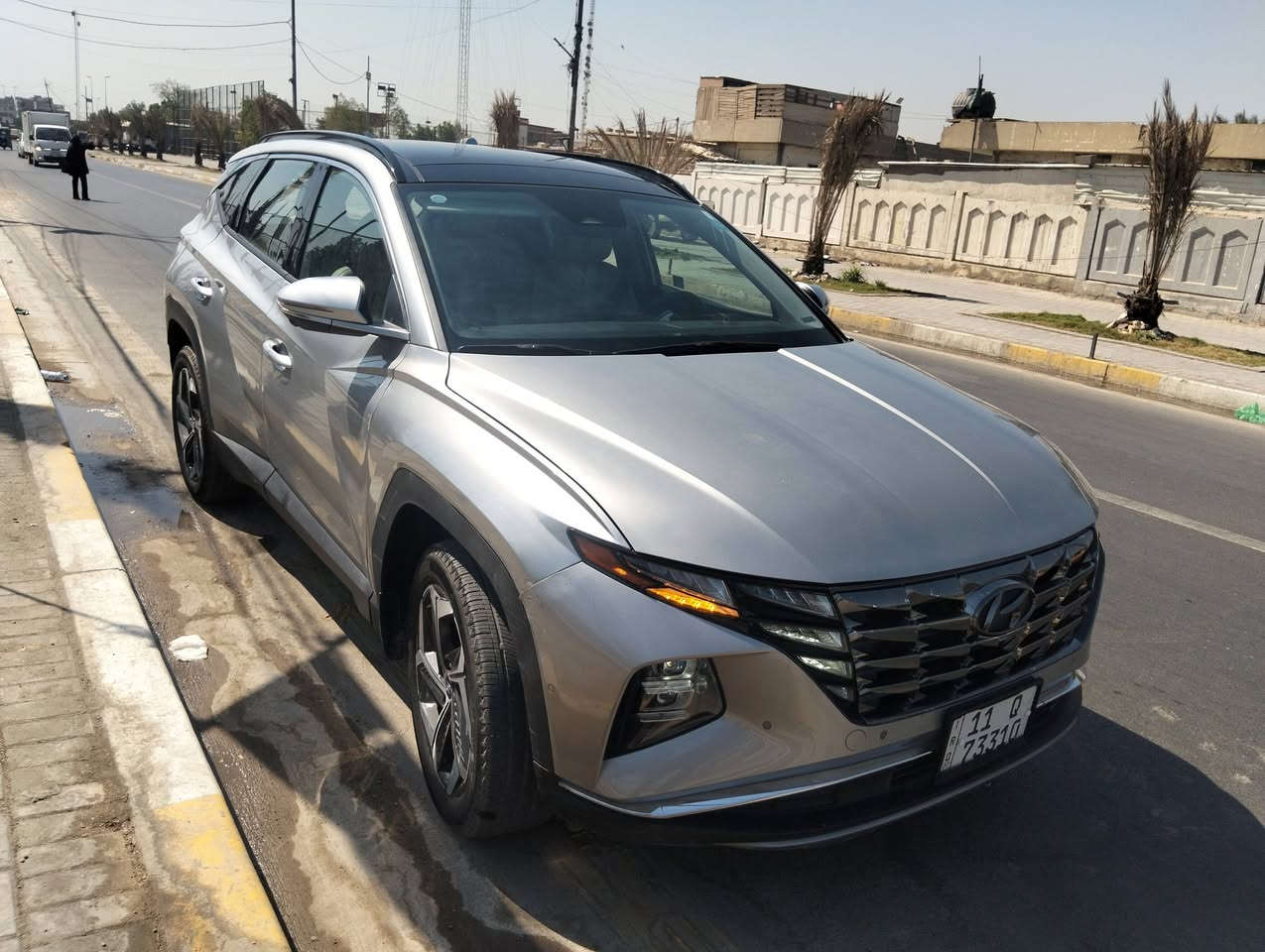 السلام عليكم
للبيع 

توسان موديل 24 

وراد امريكي 

رقم بغداد سنويه بإسمي 

فول مواصفات 

بانوراما 

محرك 2500

بصمة ابواب 

بصمة تشغيل 

رادارات 

كشنات جلد 

كشنات تدفىة 

هند بريك بصمه 

شحن لاسلكي 

صندوك كهربائي 
حادث جامغ وبنيد مع قبق جنطه 

داخل بيجي 

سياره جاهزه 

سعر 168$

الاتصال ع الرقم ***********
