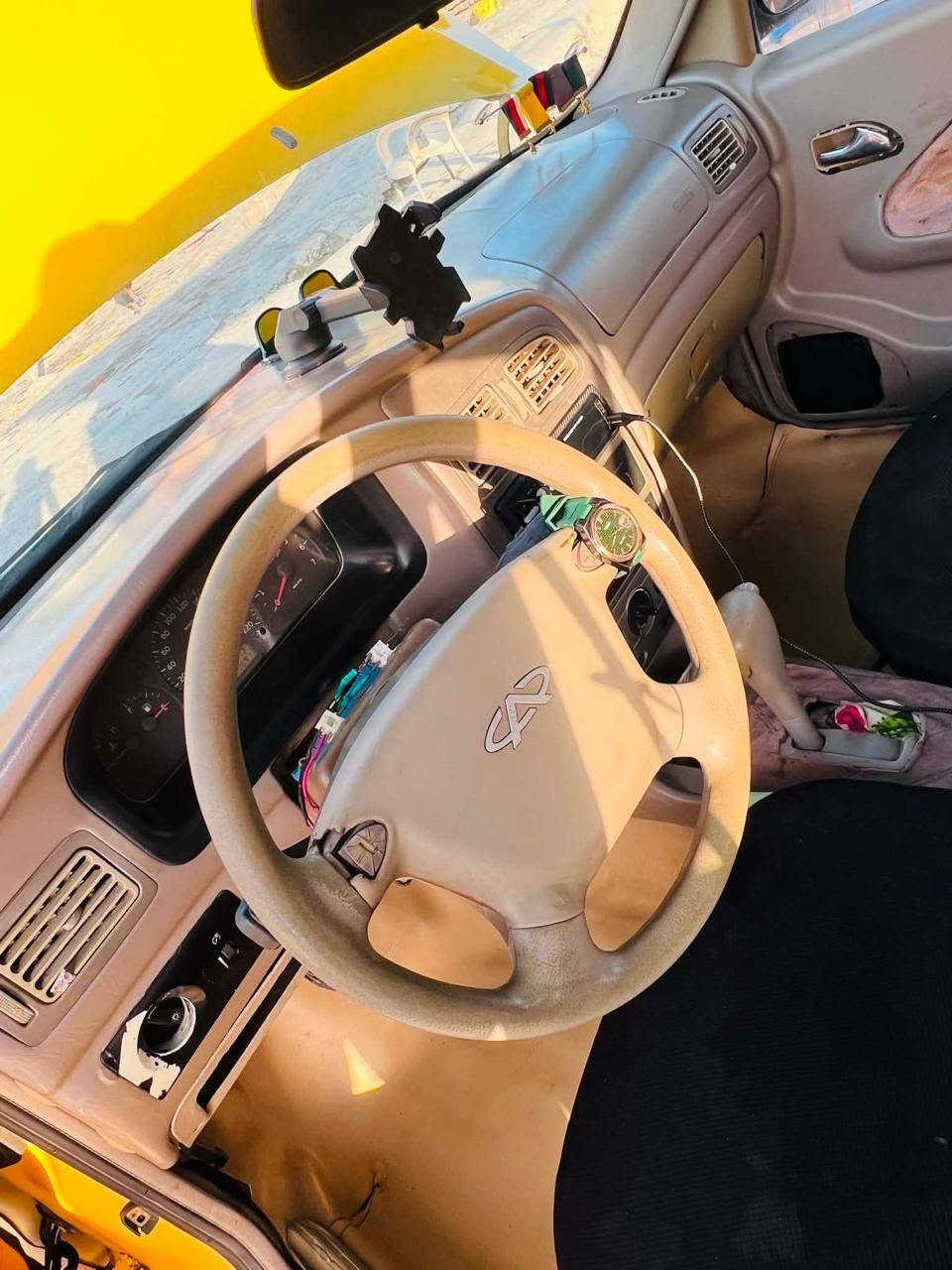 🚗 للبيع شيري كوين كير
🔹 محرك كورولا
🔹  تبريد ثلج ❄️
🔹 صدر أمامي وخلفي جديد
🔹 ليتات زنون
🔹 تخم وتايرات
🔹 بطارية جديدة 🔋
🔹 السيارة باسمي
🔹 تحويل ملكية مباشرة
🔹 ما تحتاج صرف، تروح بس تحوّل ملكية

💰 السعر 35  بيه مجال ***********
مكاني بغداد ابرهيم ابن علي
