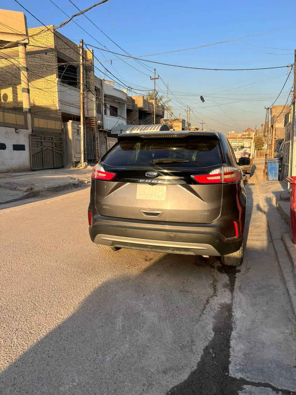 السلام عليكم
فورد ايدج ٢٠٢١
SEL -AWD 
ماشية ٩٥ الف كيلو
وارد امريكي/ دعامية فقط بدون صبغ 
محرك ٢٠٠٠ تيربو
رايدها ١٧٠ 
*********** التواصل واتساب
