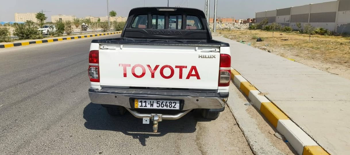 فور ويل سعودي 2014 كفاله عامه كير محرك مكفولات من الفتح تبريد حداديه كله جاهز شاشه تحكات رقم بغداد انكليزي بأسمي تحويل ثاني يوم السعر ٢١٥ وبيها مجال حك الجيه
مكان السياره نجف خلف الملعب 
***********
