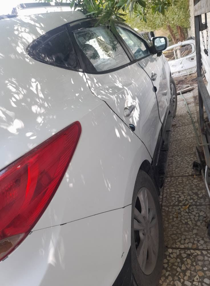 موديل ١٠ بيه جفيه ومعمره وبيه مكانات مفطره بسمي رقم دولي كربلاء مكينه دوش التفاصيل بلصور سعره ٩٠ وبيه مجال بيع فقط 
*********** بغداد, العراق
