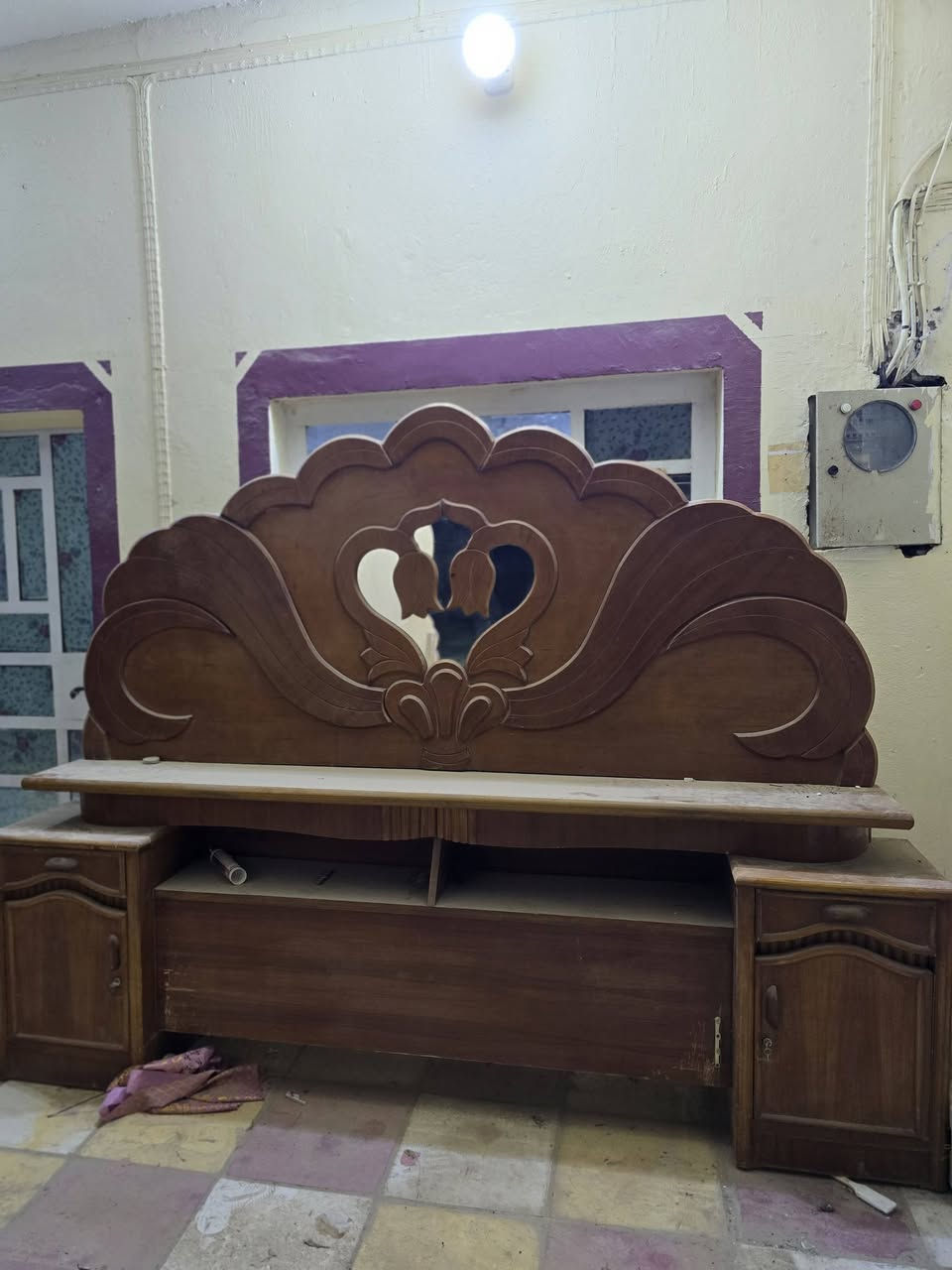 خشاب • قرب جامعه بابل • غرفه اخشاب