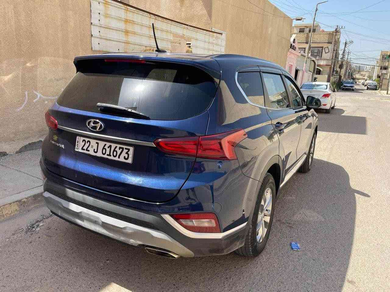 سلام عليكم
 سنتافيه موديل 2019 وارد امريكي 3قطع صبغ فول مواصفات عدا  بصمه وسلايت رادارات سايد بريك بصمه مكينه وكير مكفولات 2400  للبيع او مراوس*********** بغداد, العراق
