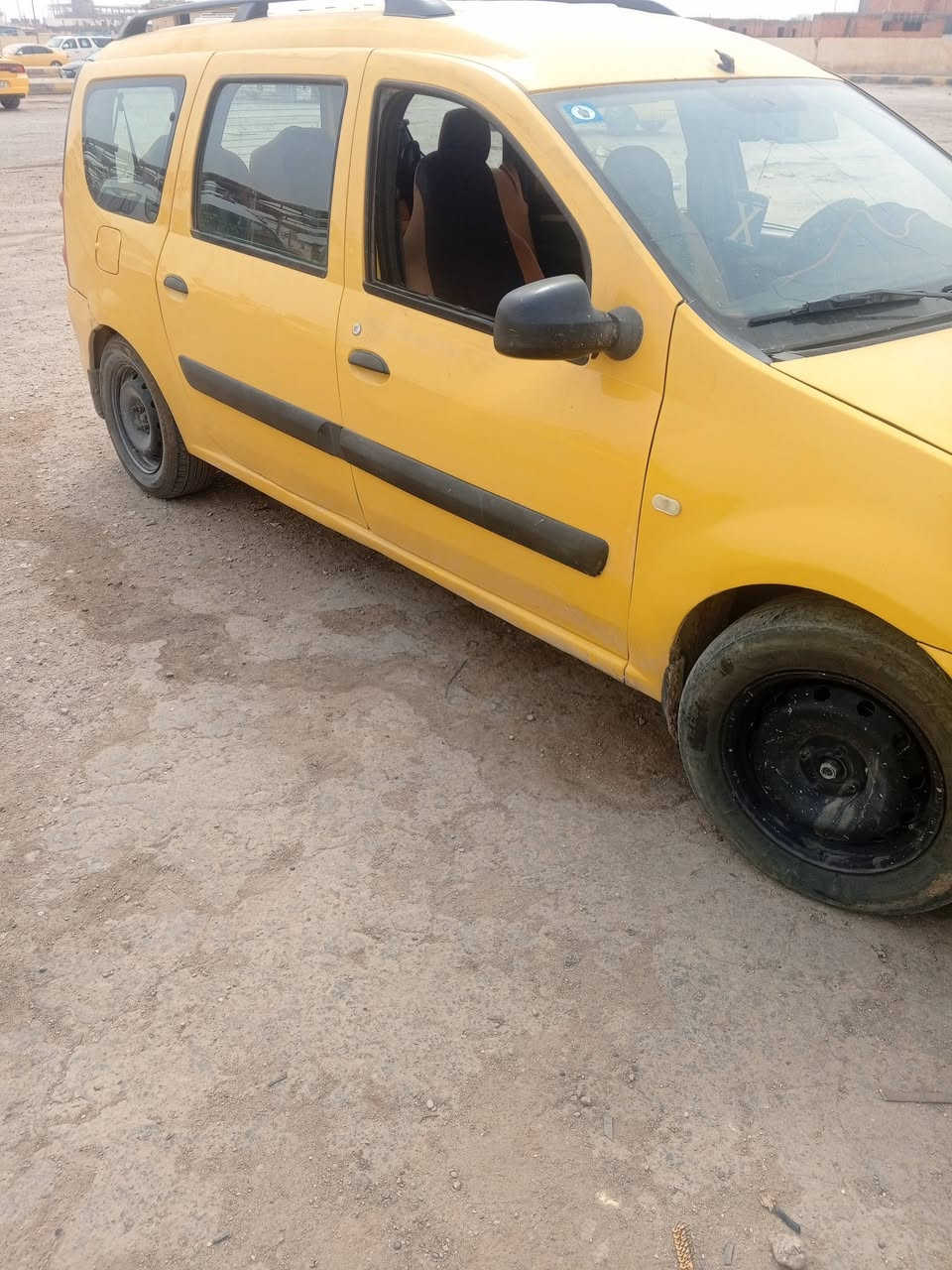 رينو • ٢٠٢٨ • بحاجة حدادية