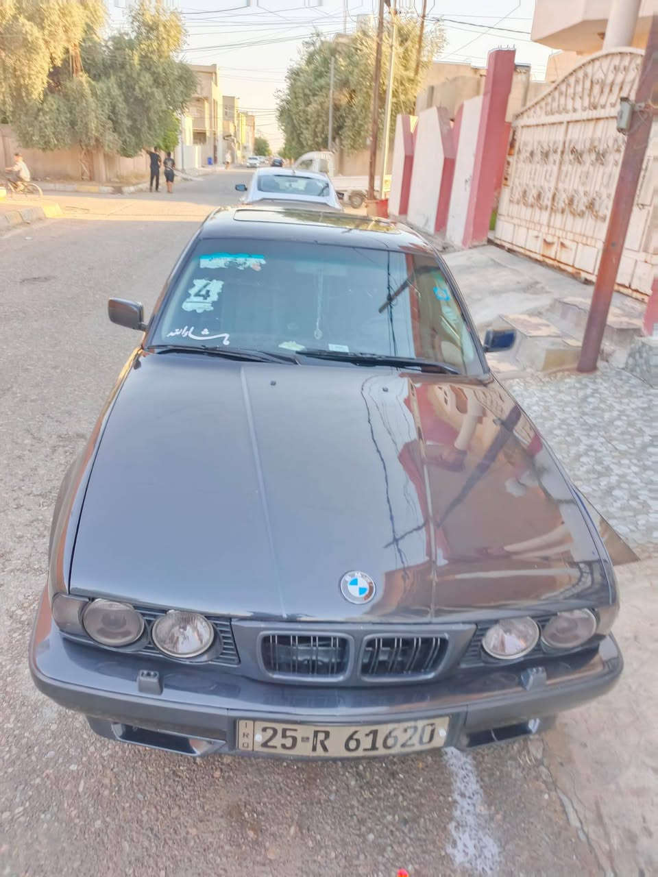 بي ام ٥٢٥ • ١٩٩١ • اوتوماتيك