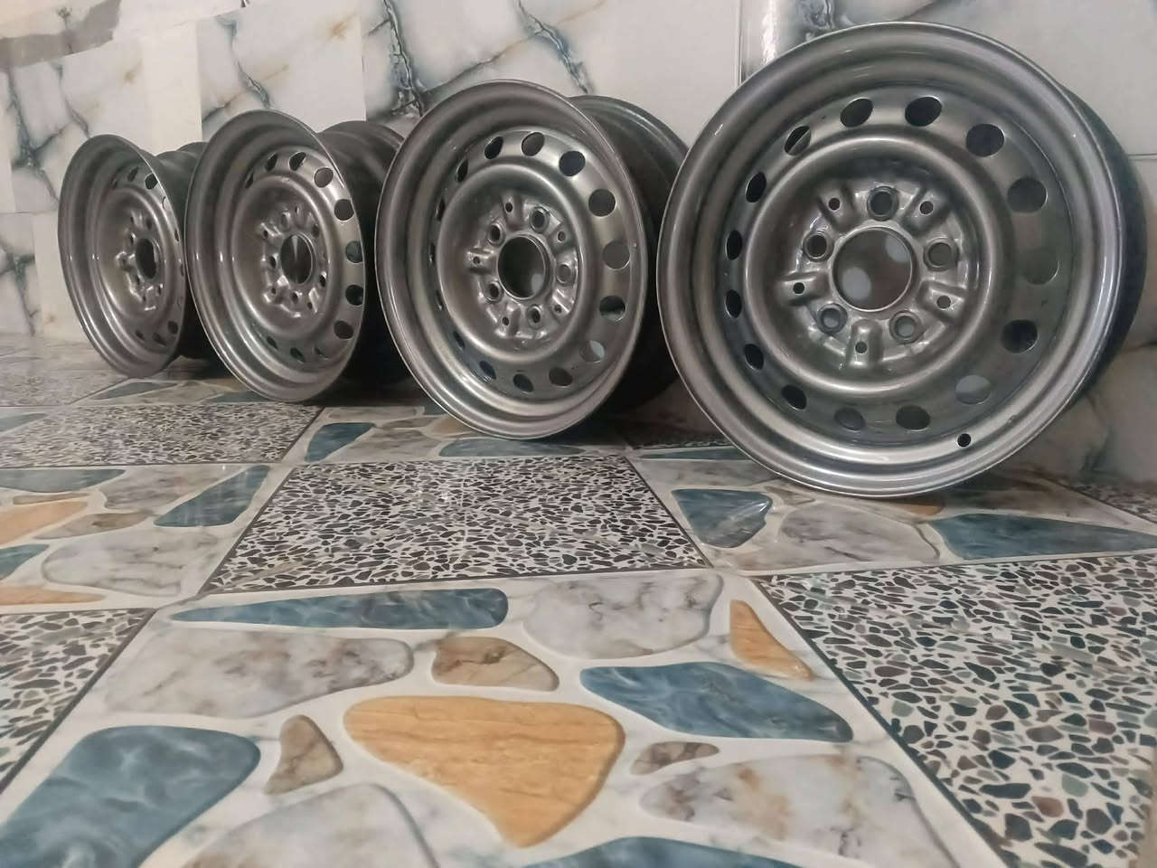 ويلات سيدان • حجم ١٤ • صبغ حراري
