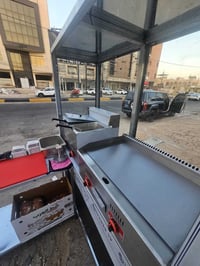 بسطيه للبيع مال سناكات تحتوي على كرل  قلايه فنكر و زنكر دبل  بلانك فنك...