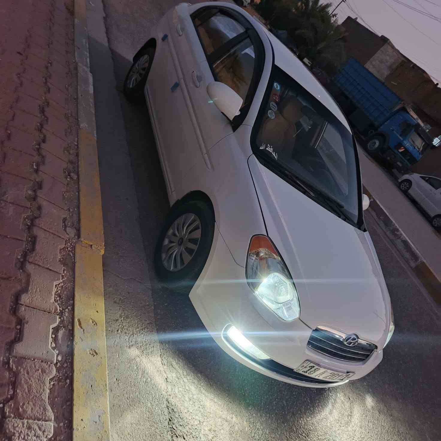 السلام عليكم اكسنت للبيع موديل 2011خليجيه رقم بابل نكليزي مكينه 1600 تبريد فول عل سويج منضومه كامله كير مكينه جدد حداديه جديده تخم تاير كهربائيات كله شغاله بلادي دواخل عسليه شاشه السياره مكفوله من الحادث والضربه والتبديل السياره جديده مال جناي السياره موجوده في كربلاء السعر 77 رقم الهاتف ***********
