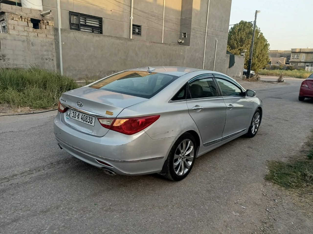 سوناتا 2012 وارد أمريكي حادثه باب خلفي تبديل بدون دواخل السياره خير من الله جاهزه تبريد ثلج حداديه تخم تايرالسياره جاهزه مابيهه نقص *********** السعر 92 وبيهه مجال

