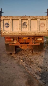 شاحنة • للبيع • مستعجل