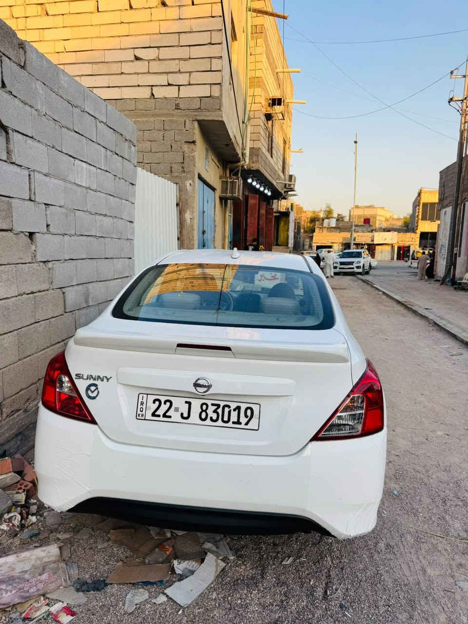 نيسان صني هندي موديل 2024 
ماشيه 32الف كفاله من الضربه وتبديل  
فقط دحجه في الباب  صفحئ العبري ضرر بسيط مثل ما موضح في الصوره 
كير محرك كفاله برغي ما مفتوح بيها 
كلشي ما ناقصها 
سياره ما ناقصها اي شي 
السعر 117$ وبيها مجال 
في البصره الزبير 
للستفسار ***********
