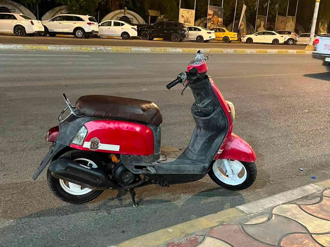 السلام عليكم دراجه بوليسي للبيع مفتوحه ولفات فقط مابيها اي نقص دراجه كله شغال سلف هندر سعرها 650 وبيها مجال لشراي مكاني الناصريه مركز 
***********

