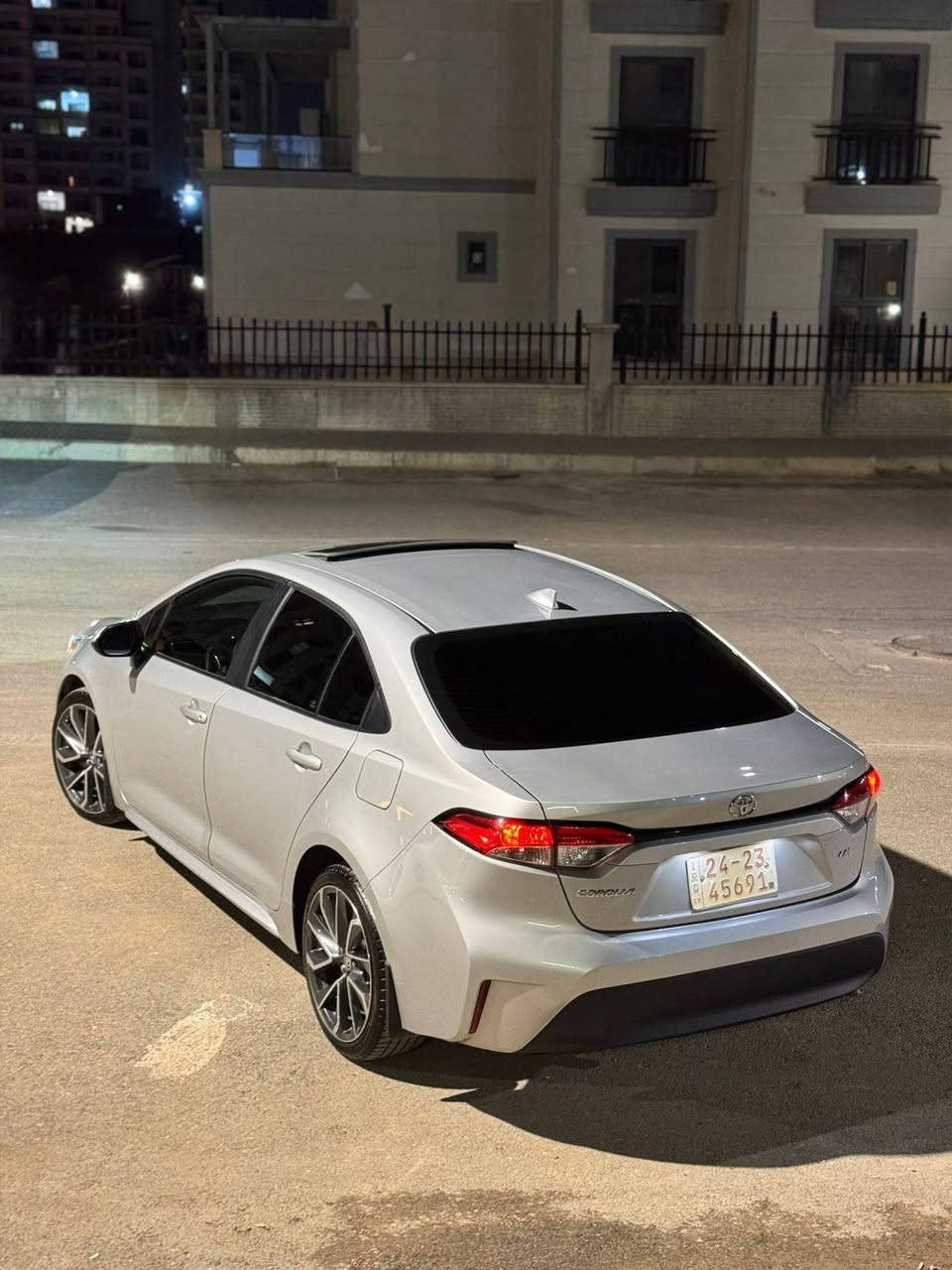 toyota crolla ***********
مواديل 2024 
مواصفات LE محسن 
( به سمه ، سلايت ، مؤبايل شه حن ، كوشين هيته ر ، شاشه گه وره ، ويل سپؤرت ، بريك به سمه ، ٥ رادار ) ته نها يه ك پارچه سبوغ بي داخلى. ٣ مانگ كاتى له گه له و ٢٠ هه زار رؤشتييه*********** أربيل, العراق
