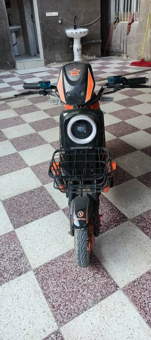 R9 • نضافه • مستخدمه شهر