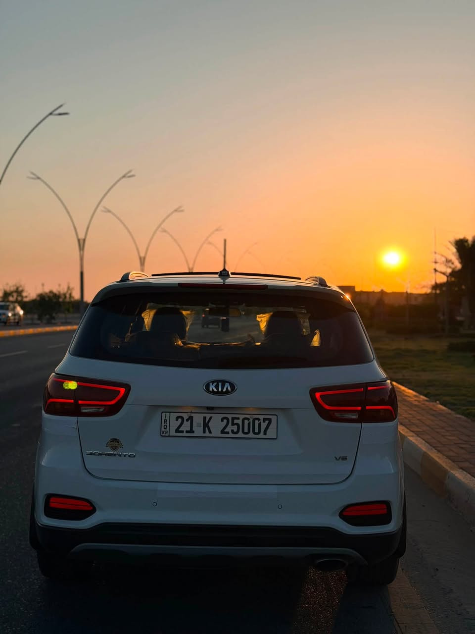 🚘 سورنتو 2019
🔹 خليجي 1/1 — فول مواصفات
🔹 محرك V6 سلندر
🔹 ماشية 82 ألف كم حقيقي وقابلة للزيادة
🔹 مكفولة كفالة عامة من كلشي
🔹 بونراما + بصمة تشغيل
 شحن لاسلكي 
🔹 كشنات كهرباء 2
🔹 كشنات جلد  + خط برتقالي، وبعدهن بالجيس
🔹 صندوق كهرباء ⚡️
🔹 حساسات + كاميرا خلفية
🔹 تحكمات ستيرن
🔹 ويل كروم
🔹 هندبريك بالرجل
🔹 فول مواصفات السورنتو المعروفة

السيارة حيل جديدة وعلى وضع الشركة

* كير ومحرك وكشر كفالة
* لا بارد ولا صبغ
* تخم تايرات جديدة، متبدلة قبل كم يوم ولأول مرة
سياره بعدها بلزكات شركه 
📄 رقم سليمانيه مميز دولي جديد تحويل مباشر 
هزة وسنوية جدد

💰 السعر: 233$
وبيها مجال بسيط للشراي

📍 العنوان: الرمادي

📞 للاستفسار: ‭***********
