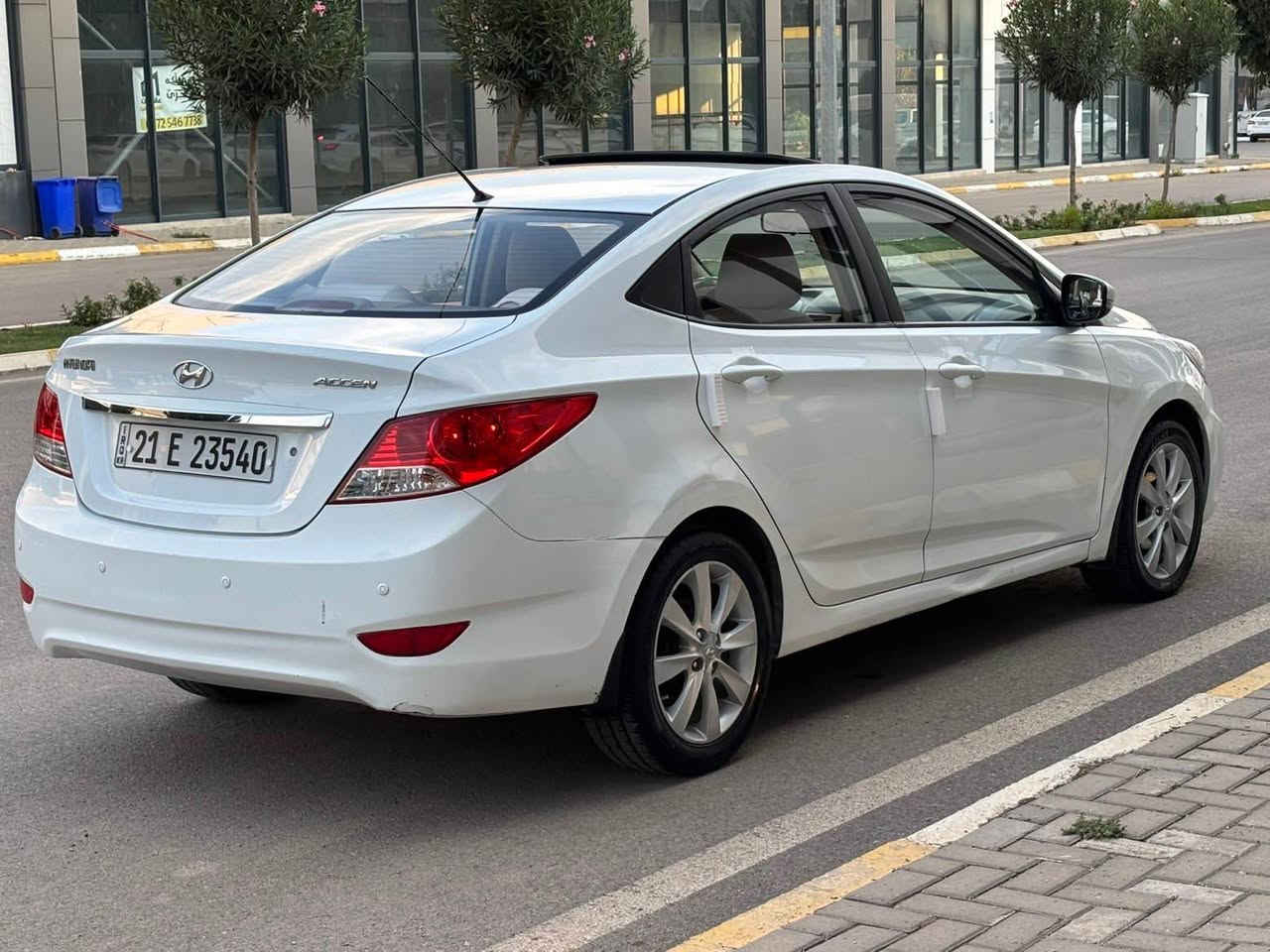 ***********
هونداي اكسينت (٢٠١٣)وارد خليجي فول مواصفات
گيرو مه كينه به شه رت مه كينه (١٦) ي مه رغوب
يه ك پارچه ي بو ياخه بي ناوگرتن به شه رت فحص
مواصفات-سلايت-ناوزه رد-ABS-٤ جام كاره با
حاسه و كاميرا-تحديد سرعه-سوكان ڤوليوم-exo
تراكشن-زور مواصفاتي تر.....
ره قه م و سه نه وي تازه ييه-٤تايه ي لوك-يه ك هه زار مصروفي نيه زور جاهيزه 
نرخي (٩٦) $مجاليكي برايانه
شوين سليماني السليمانية, العراق
