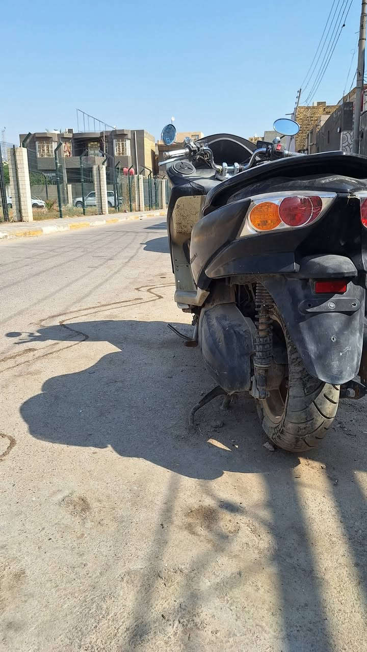 سلام عليكم دراجة فورزة ادوات وذا تريدهة شغل وهاي عطلهة بسيط كلش مكينه مامبكنه ابد (مامفتوحة) السعر ٦٠٠ وبي مجال دراجه اذا تفصخهة وتبيعهة تجيبلك اغلى من هذا السعر بس اني مستعجل عليهة للأستفسار الخاص مفتوح والرقم ***********

