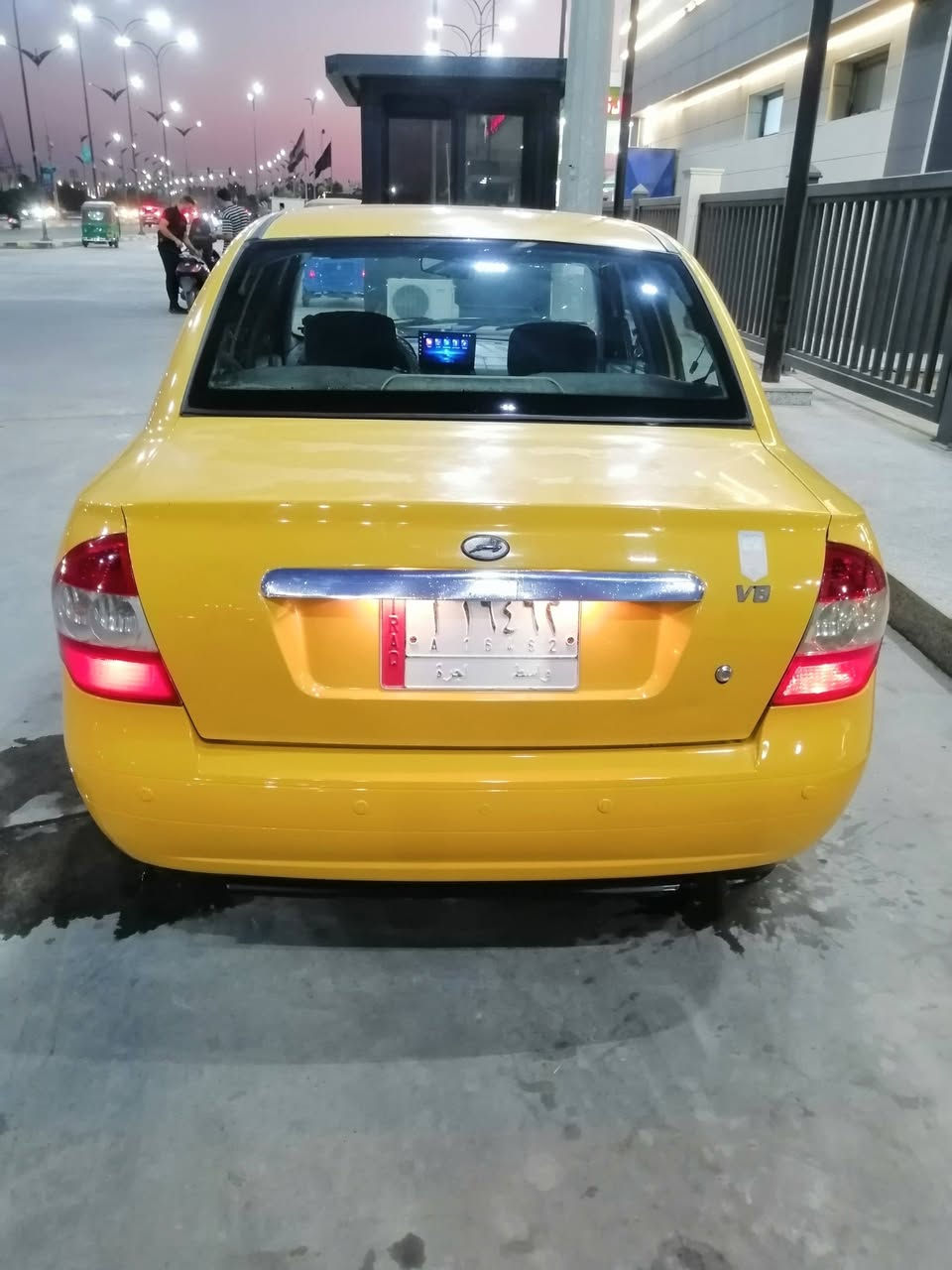 السلام عليكم سيارة طيبه موديل ١٦ رقم واسط مشروع وطني سنوية لل ٢٨ خط وبحث وغرامات مصفر تحويل ثاني يوم السيارة مكفوله كفاله مكينه وكير وتخم حداديه جديده تبريد ثلج دوشمه كهربائيات شغاله شاشه كامره حساس ويل كب السياره جاهزه من كلشي مال جناي  مكاني كوت مركز مدينة السعر 38 للاستفسار الاتصال على الرقم *********** أثير *********** اتصال
