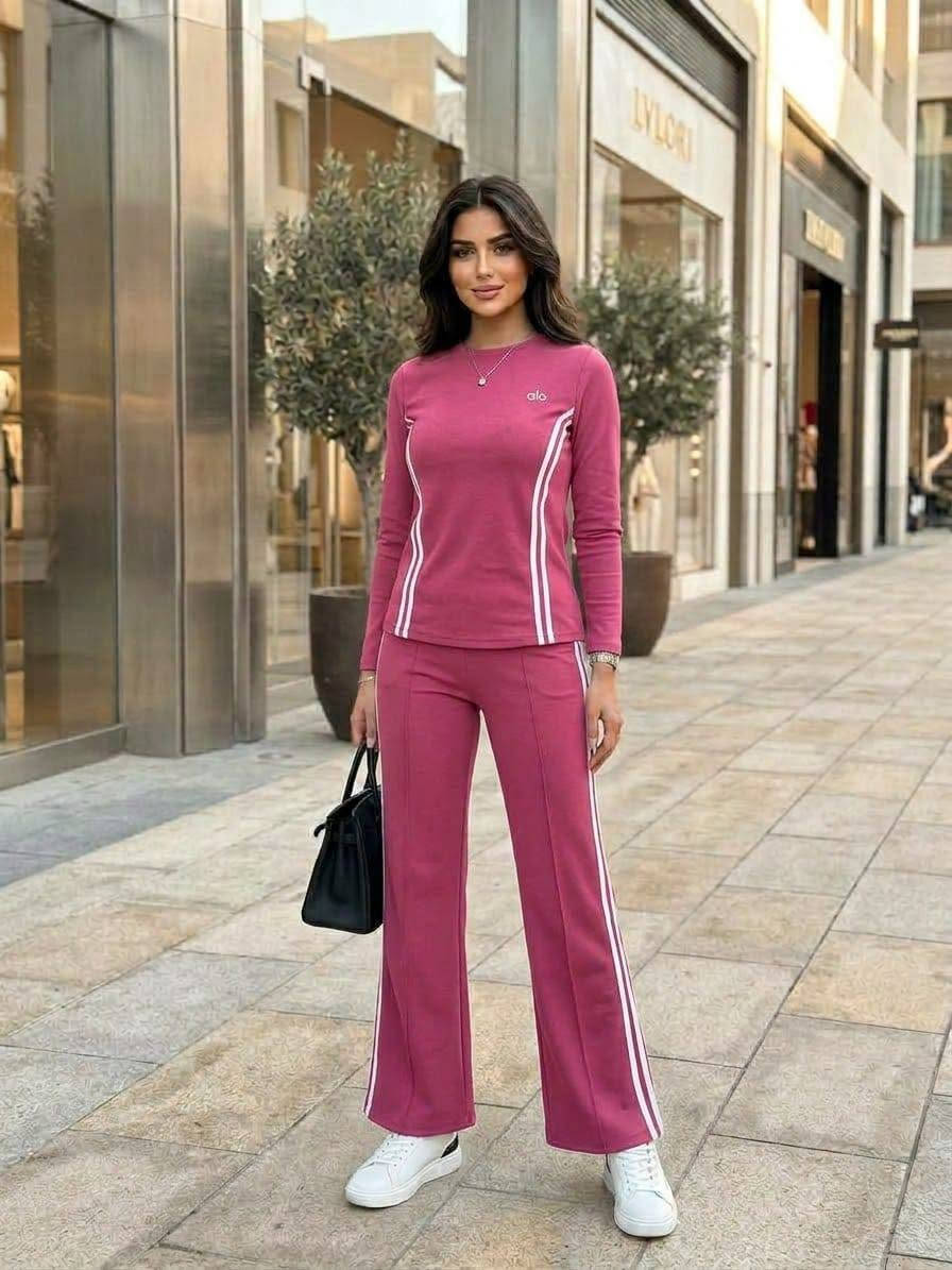 تراك نسائي • مقاس XL-XXL • جودة عالية