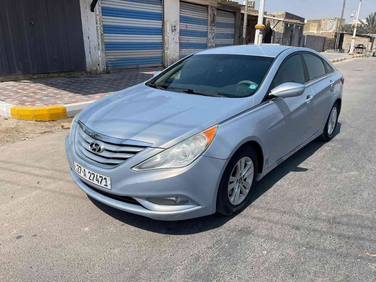سوناتا 2013
أمريكي كلين بدون ضربه فقط طخه في الدعاميه وحافه الجنطه

موضح بالصور و بالسونار 

كير محرك تبريد سياره جاهزه

رقم ذي قار دولي بأسمي

السعر 105 وبيها مجال 

***********
