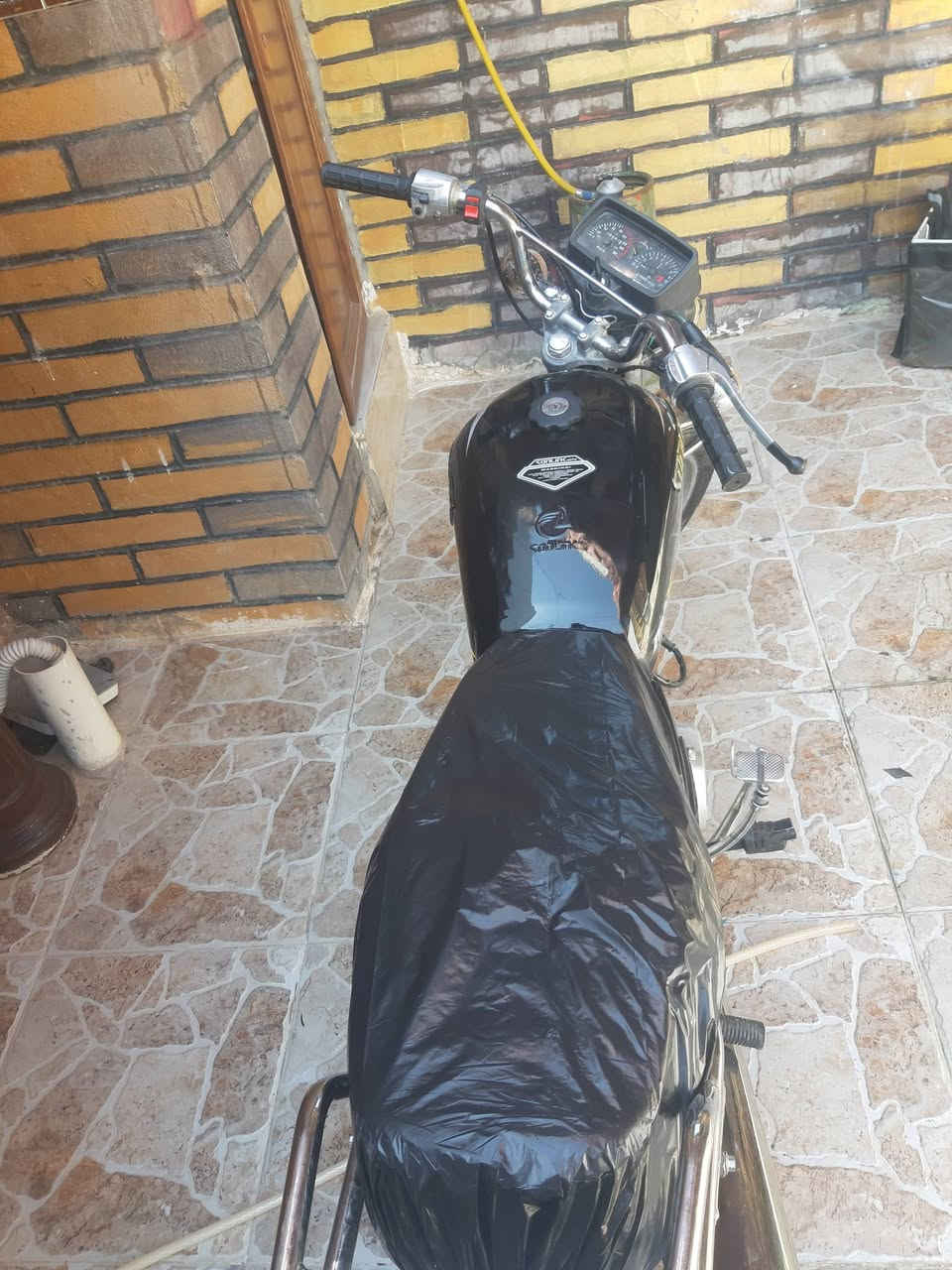 للبيع ماطور سونيك غطاس موديل 22محرك مفتوح بس لا صرف ولا بخار كهربائية شغال سعر 400بي مجال مكاني كركوك حسابات ***********
