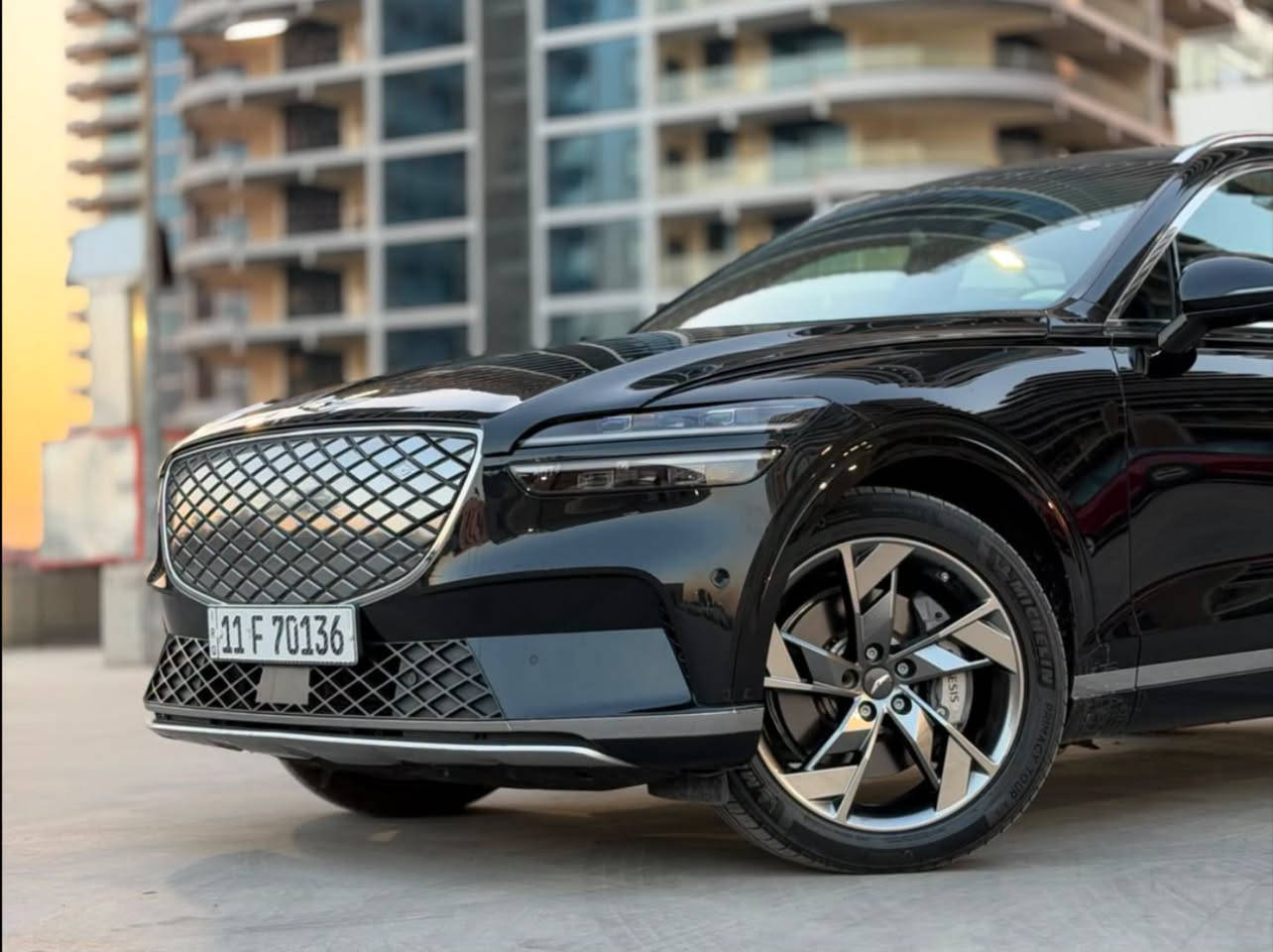 جينيسس Electrified GV70 Advanced AWD موديل 2024
كهربائية بالكامل
ماشية 22 ألف كم
فل مواصفات

💎ــسعر✅:: الــرد تلقائــي📮

دبل ماطور كهربائي
دفع رباعي AWD
قوة 485 حصان
بطارية 84 كيلوواط
مدى يصل إلى 490 كم بالشحنة
شحن سريع من 10% إلى 80% خلال 18 دقيقة
نظام دفع رباعي ذكي
نظام تعليق متكيف إلكترونيًا
قيادة شبه ذاتية
مثبت سرعة متكيف
تثبيت ومساعدة المسار
رادارات أمامية وخلفية وجانبية
كاميرا 360
حساسات شاملة
نظام أمان متكامل
سقف بانوراما مزدوج
داخل جلد فاخر
كوشنات كهرباء
مساج كوشنات
تبريد وتدفئة كوشنات
شاشة رقمية 14.5 إنش
نظام صوت Lexicon
شحن لاسلكي للهاتف
تكييف منفصل رباعي
إنارة داخلية محيطية 64 لون
مرايا جانبية كهربائية
صندوق خلفي كهربائي
إضاءة ليد أمامية وخلفية
مقصورة فخمة وعزل ممتاز
وباقي مواصفات فئة Advanced
حالة السيارة:
وارد أمريكي
الضرر قطعة واحدة فقط
تبديل بنيد أصلي بلادي
رقم بغداد تحويل مباشر
مكان السيارة: بغداد

رقم التواصل::

*********** 
واتساب واتصال
