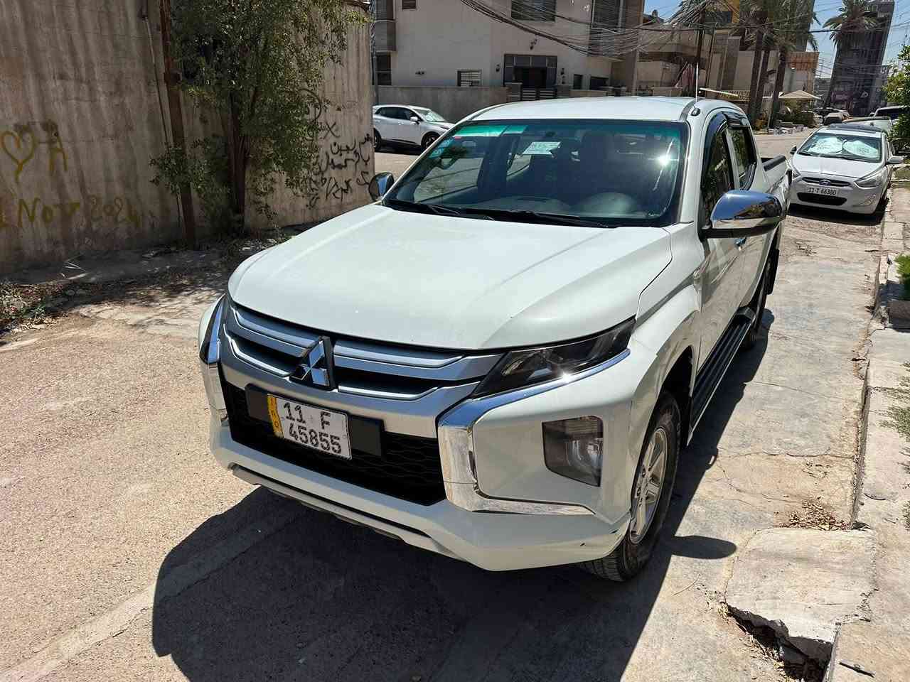 🟥سلام عليكم
🟥سياره بيكم مسيوبيشي 2020 / L200 
🟥سياره على وضع شركه 
🟥سياره ماشيه 80 الف زيرو 
🟥شاشه سعرها 100$
🟥دفع رباعي 
🟥تبريد ثلج 
🟥زوج تايرات جديد 
🟥هزه جديده 
🟥دوشمه جديده 
🟥بيها بارد عل حد اصبع ب جاملغ الخلفي 
🟥رقم بغداد تحويل ثاني يوم 
🟥سعر 190 وبيه مجال 
الإستفسار الاتصال :- 
*********** واتساب أو اتصال
***********واتساب أو اتصال

