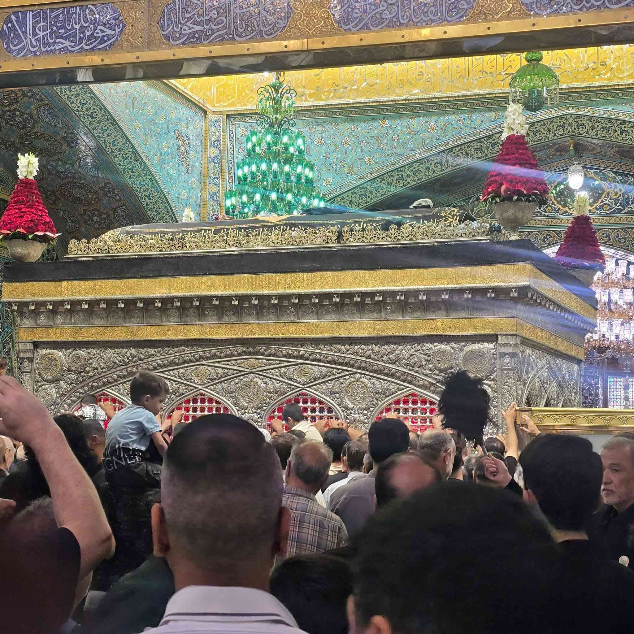 زيارة الإمام الرضا • قم ومشهد • باصات رجال أعمال